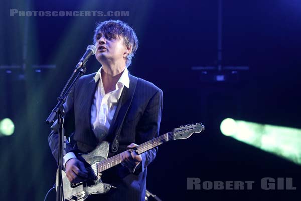 PETER DOHERTY - 2017-05-04 - PARIS - Place de la Republique - Peter Doherty